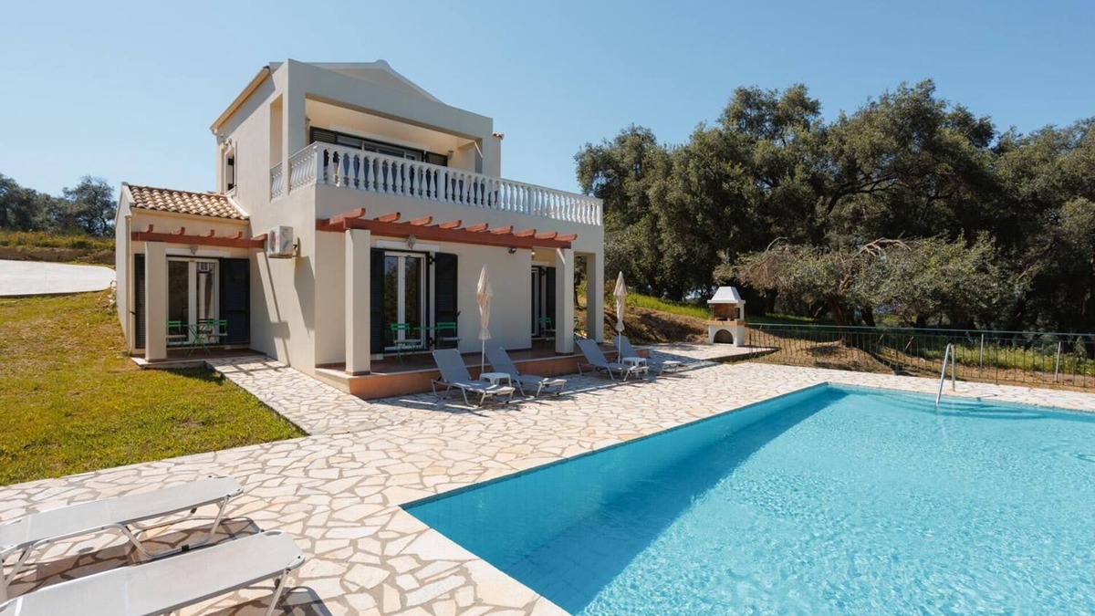 Astrakeri Villa | Villa Iremia - Three Bedroom Villa, Sleeps 7