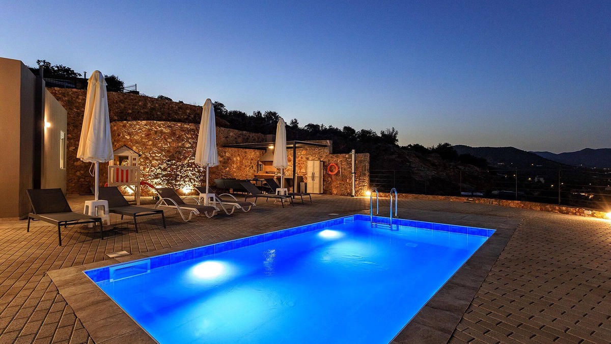Agios Nikolaos Villa | VILLA IRIFAY