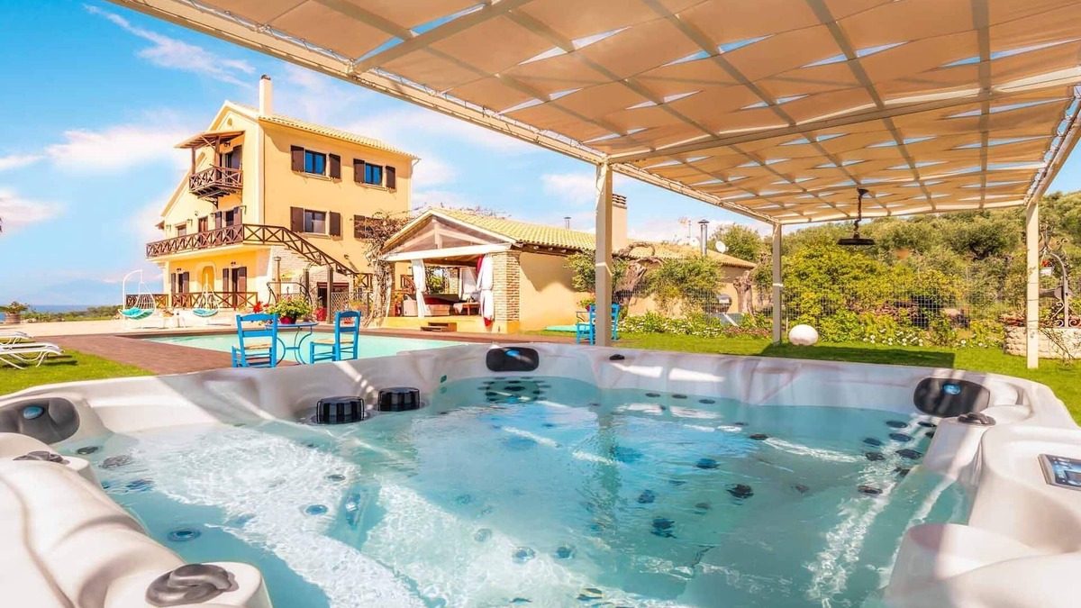 Agios Spyridon Corfu Apartment | Villa Irida Apartments Agios Spyridonas Peritheia