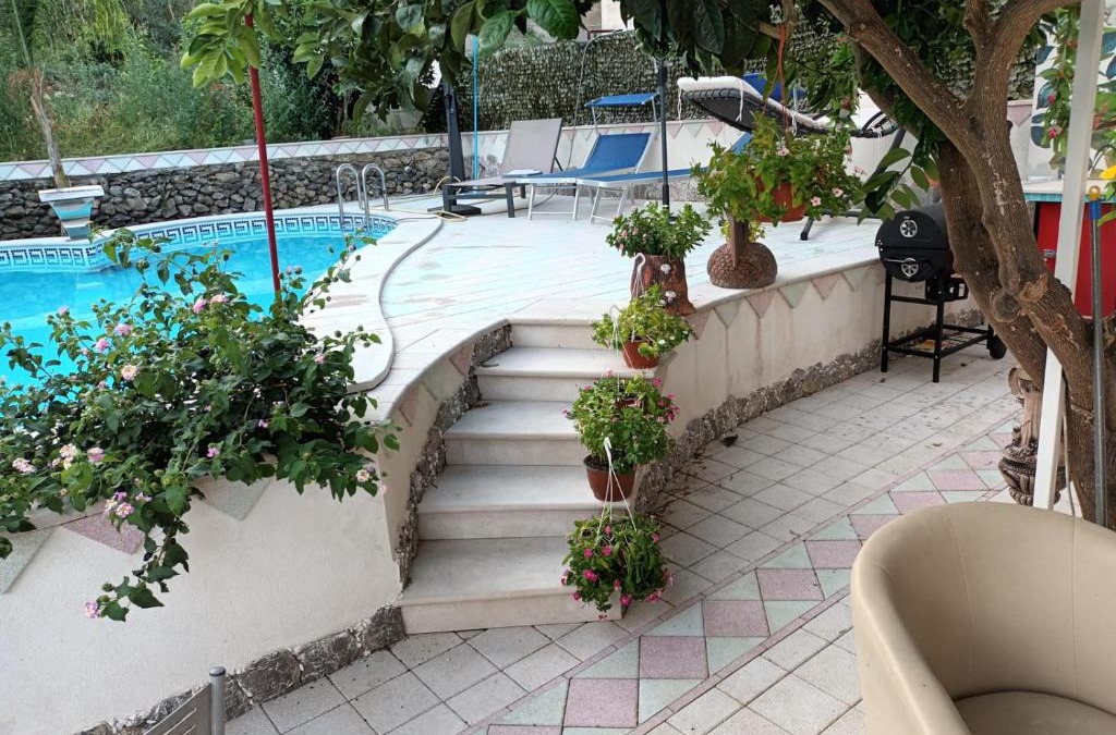 Savoca Apartment | Villa Iris