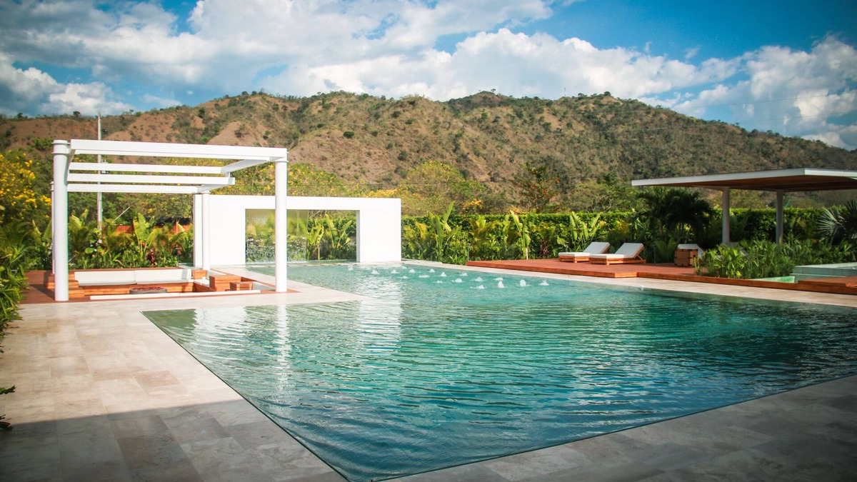 Santa Fe de Antioquia Villa | Villa Isla Bonita, Su Piscina Es Algo Que No Se Ve Todos Los Días