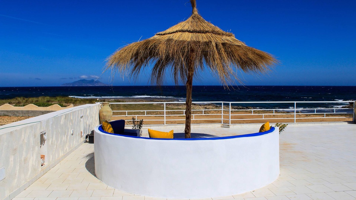 El Haouaria House | Villa Island Zembra