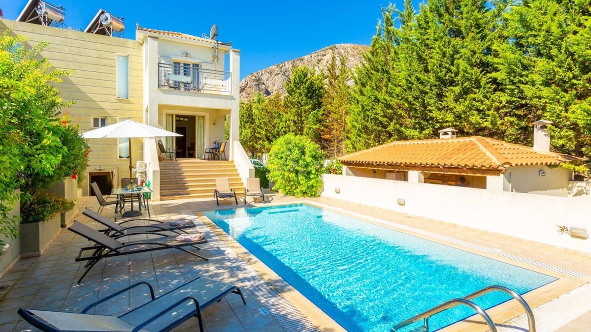 Kateleios Villa | Villa Ismini - Two Bedroom Villa, Sleeps 5