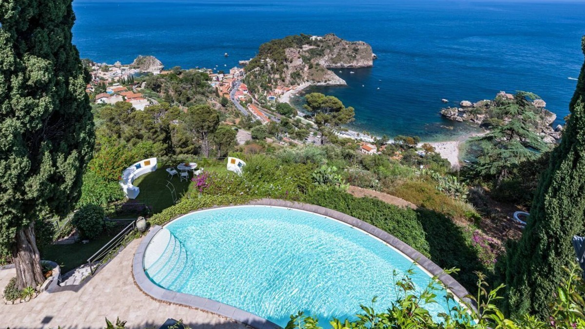 Taormina Villa | Villa Isolabella - Six Bedroom Villa, Sleeps 12