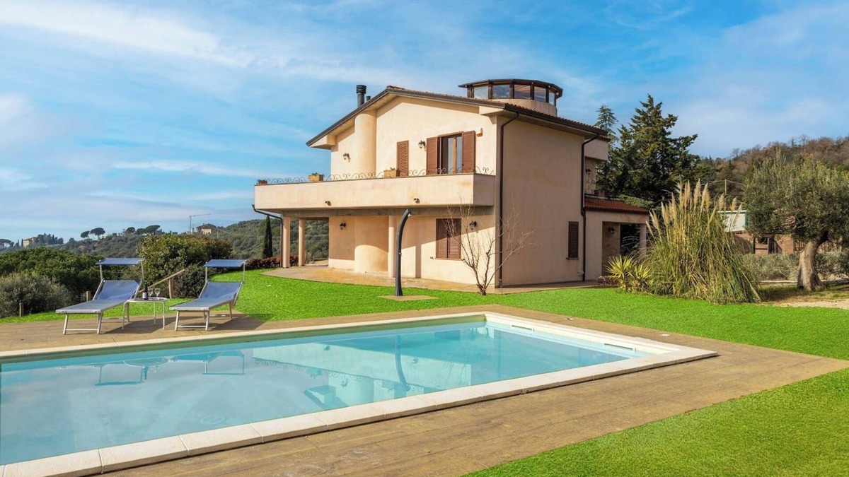 Passignano sul Trasimeno Villa | Villa il Mandorlo in Passignano sul Trasimeno , Umbria