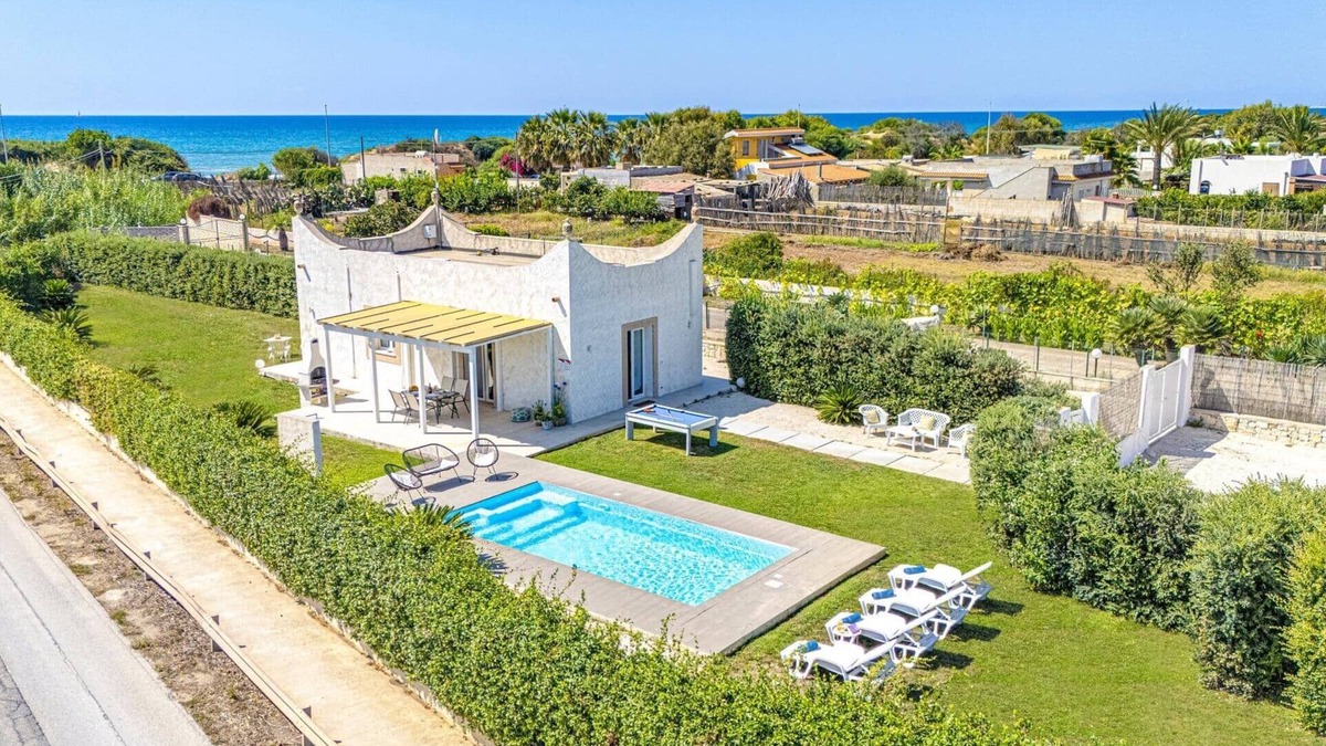 Santa Maria del Focallo Villa | Villa Indaco by Villa Plus