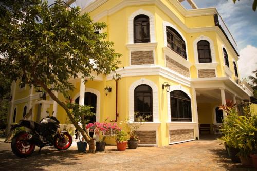Bulan Hotel | Villa Italia Hotel