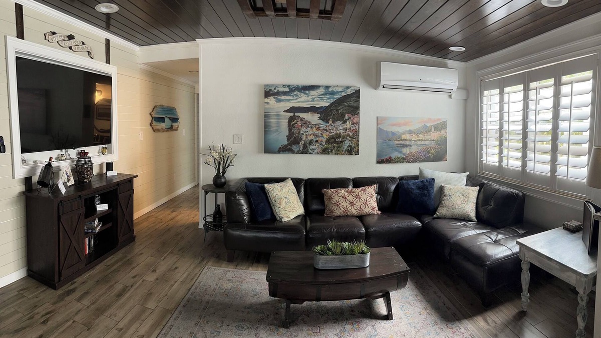 Safety Harbor Villa | Villa Italia "Villas by Christine"