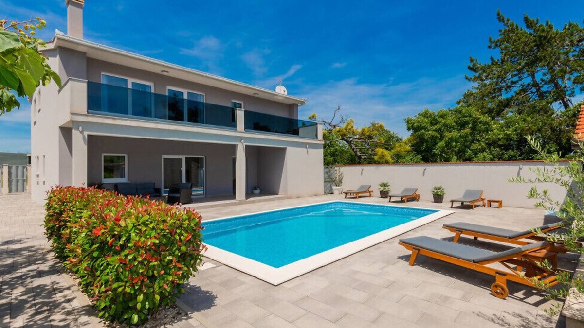 Zadvarje Villa | Villa Ivanova - Makarska by Villas Guide