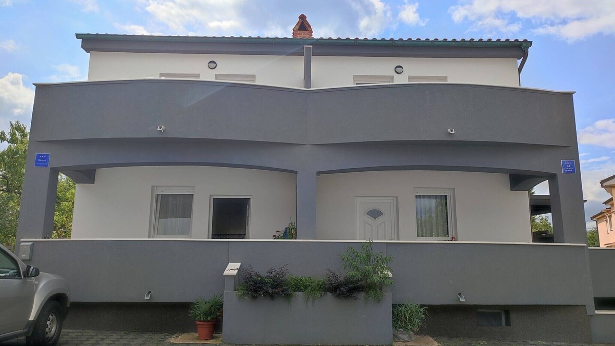 Soline Villa | Villa Ivka with Swimming Pool