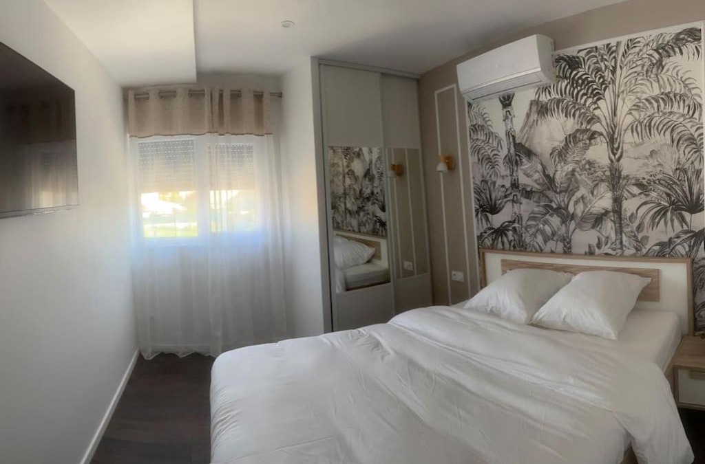Chasse-sur-Rhone Villa | Villa Jacqueline