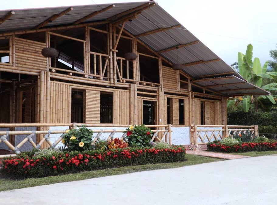 Rivera Villa | Villa Jardines de la Monarca