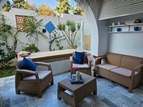 Eastern Hammamet Apartment | Villa Jasmin Super equipped apartment with Garden, Swimming pool, Sea