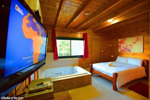 Peqiin Hadasha House | Villa Joe