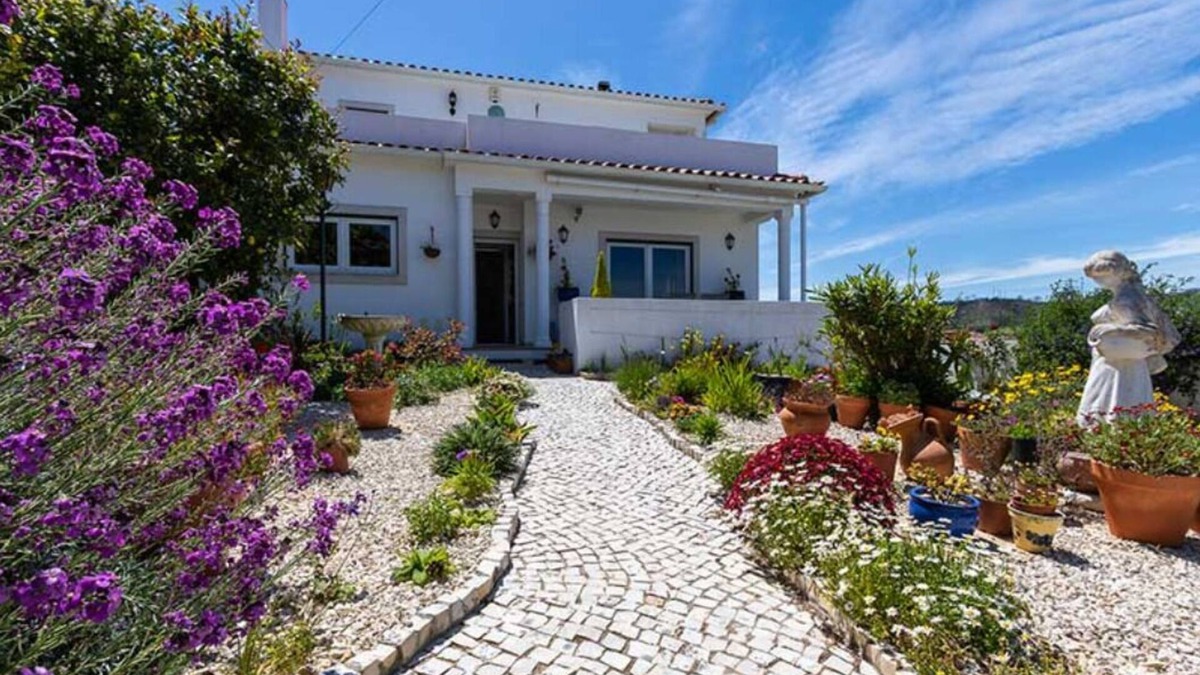 Olho Marinho House | Villa Jopati for 10 people in Olho Marinho/Obidos