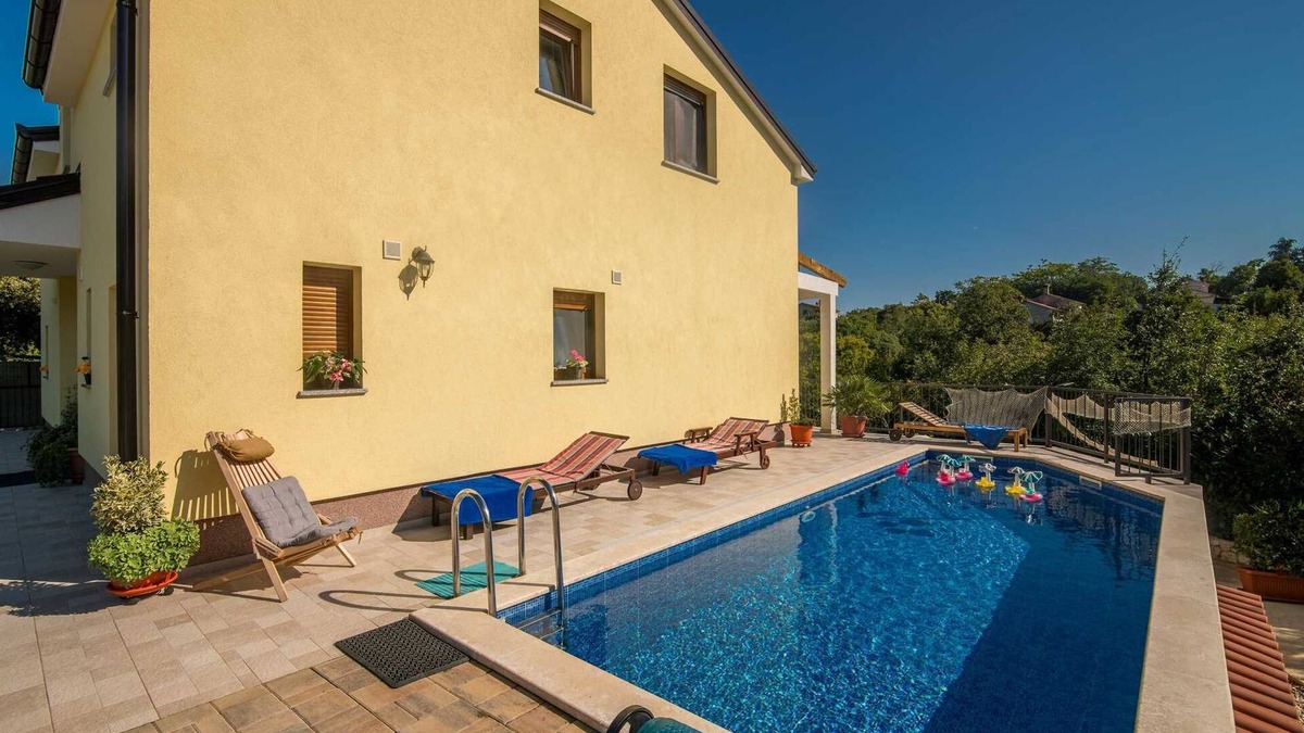 Gabonjin Villa | Villa Josie with Pool and Terrace