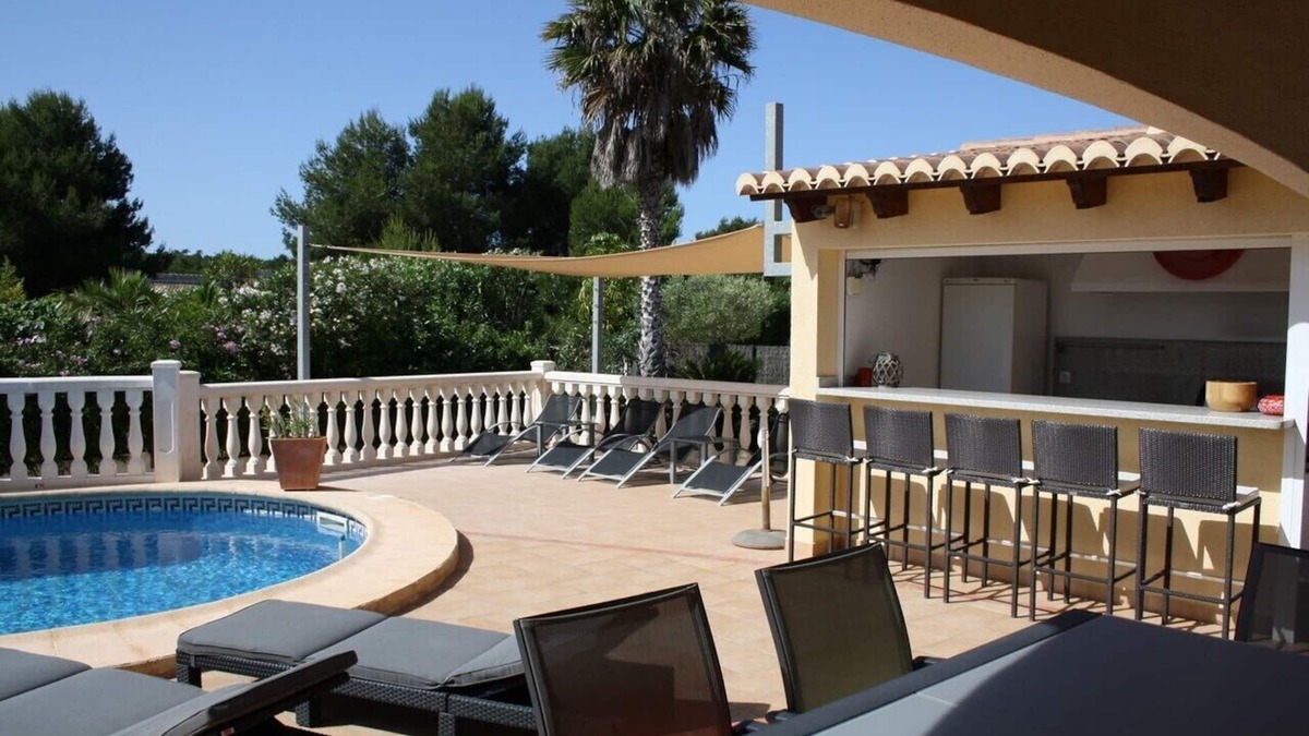 Media Luna Villa | Villa Julia Family VAT -462563- A rental for 6 persons "Urbanisation La Cala