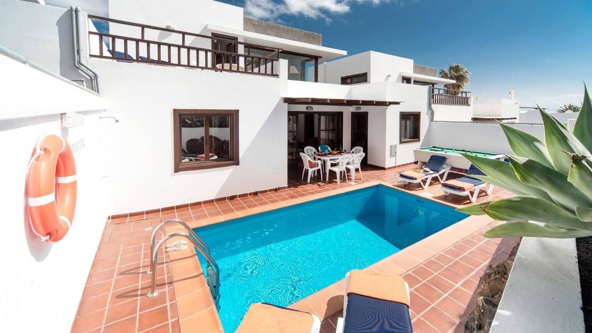 Los Mojones Villa | Villa Julianne 3 - Three Bedroom Villa, Sleeps 6