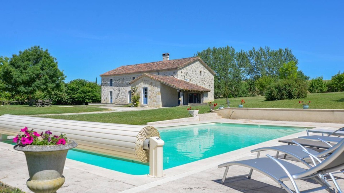 Moncrabeau Villa | Villa Juno - Four Bedroom Villa, Sleeps 8