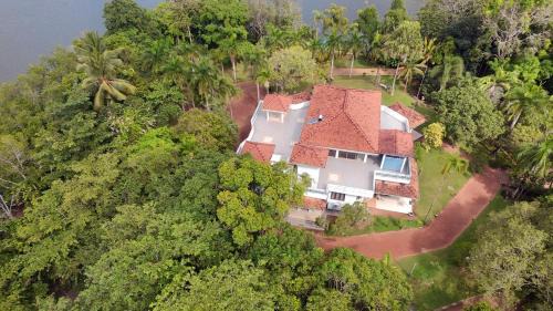 Hettimulla House | Villa König - Luxury Home Stay Bentota