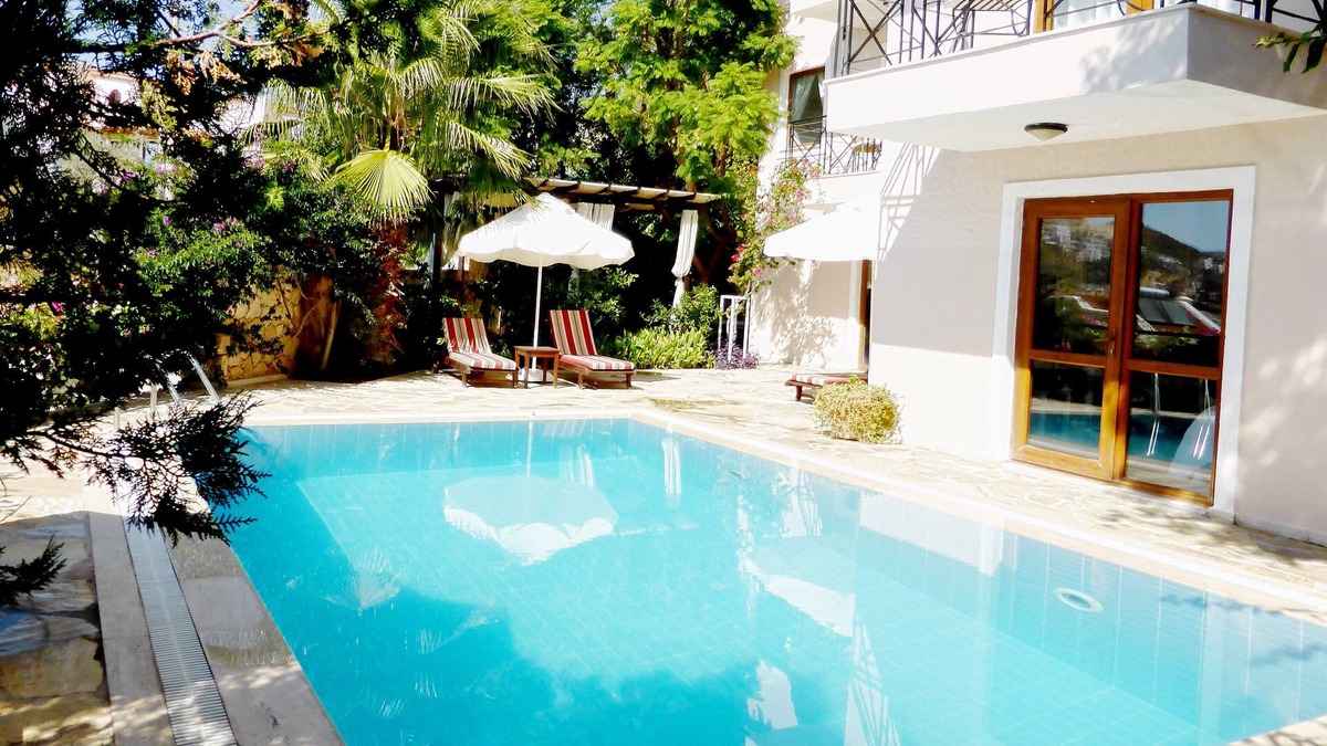 Kalkan Villa | Villa Kahili Kalkan A spacious and private villa with pool 5 mins to shops