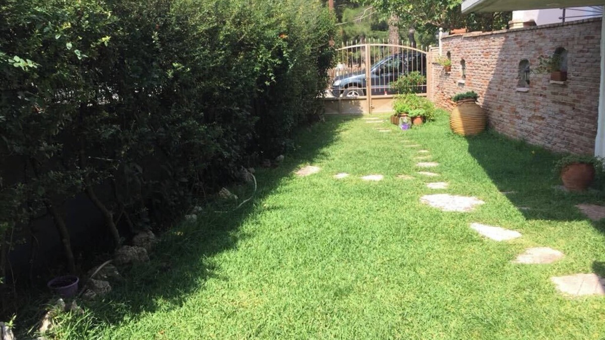 Vilia Villa | Villa "Kallia's " with Mountain View, Garden & Terraces