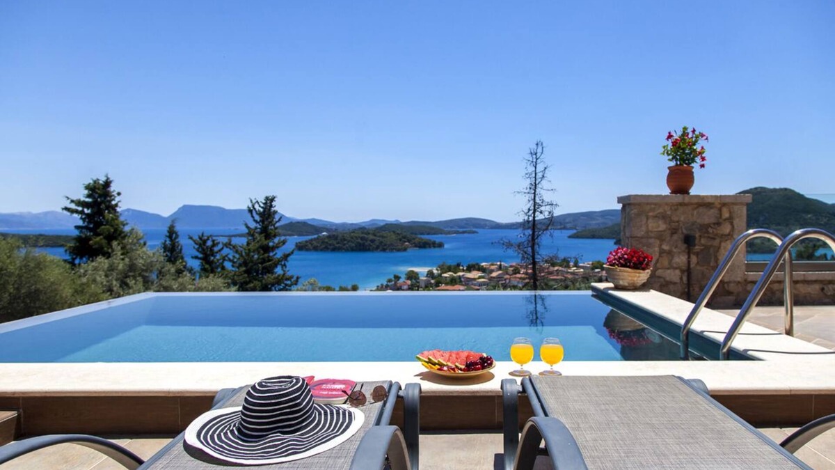 Nidri Villa | Villa Kallisto with Infinity Pool & Stunning Sea View in Perigiali, Lefkada!