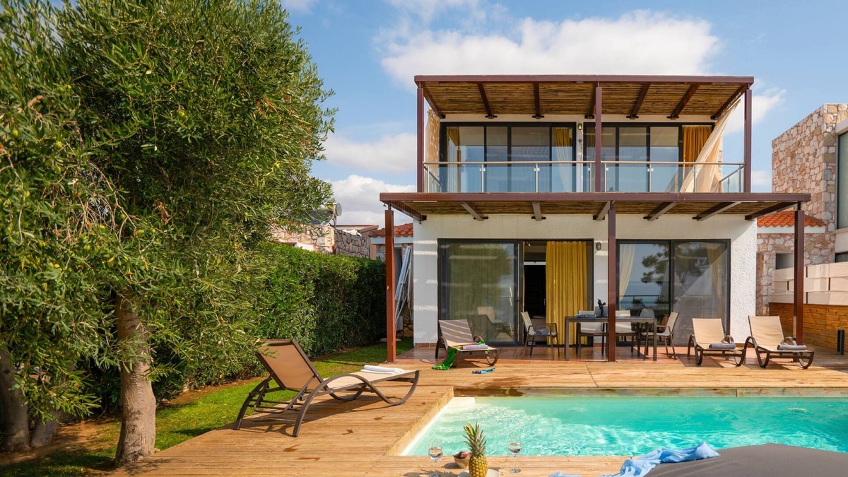 Nea Moudania Villa | Villa Kalma Dio, charming villa, private pool, near Moudania