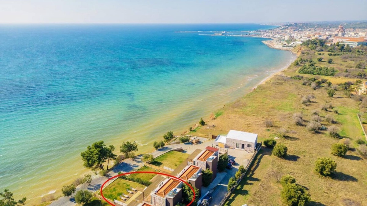 Nea Moudania Villa | Villa Kalma - Three Bedroom Villa, Sleeps 6