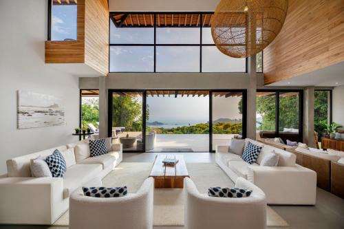 Dominicalito Villa | Villa Kañik - Luxury Retreat with Concierge Services