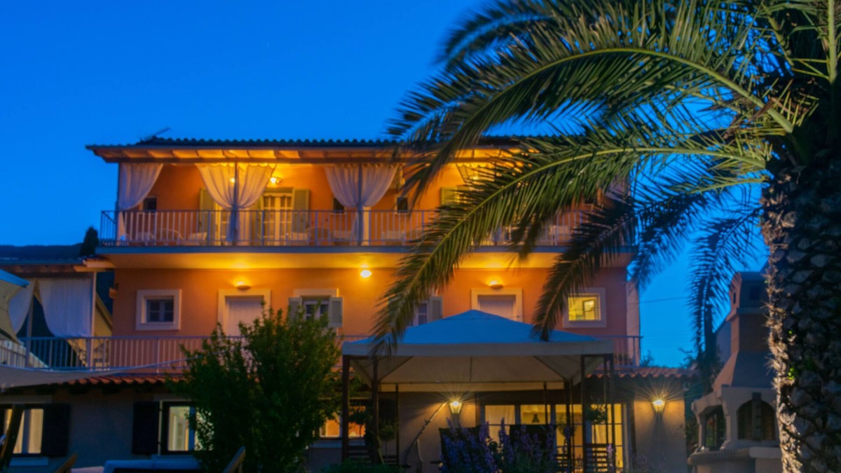 Vatos House | Villa Kapella