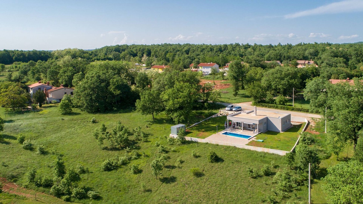 Becici Villa | Villa Karin with pool