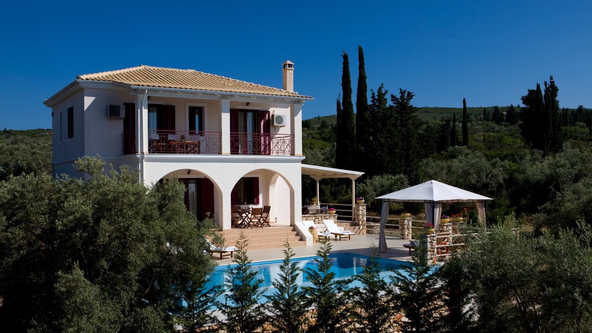 Kavallos Villa | Villa Katia. An exclusive and comfort retreat at Tsoukalades. Sea & sunset views