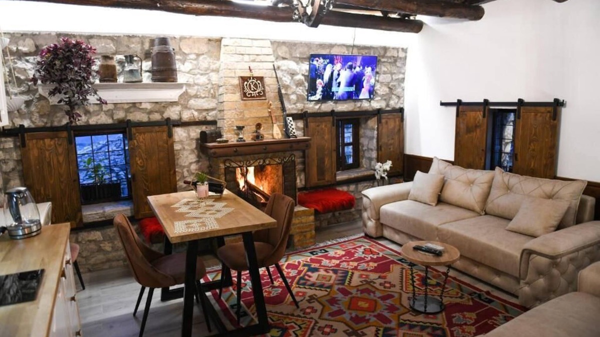 Berat Villa | Villa Kokoshi: An Extraordinary Experience In Berat Castle