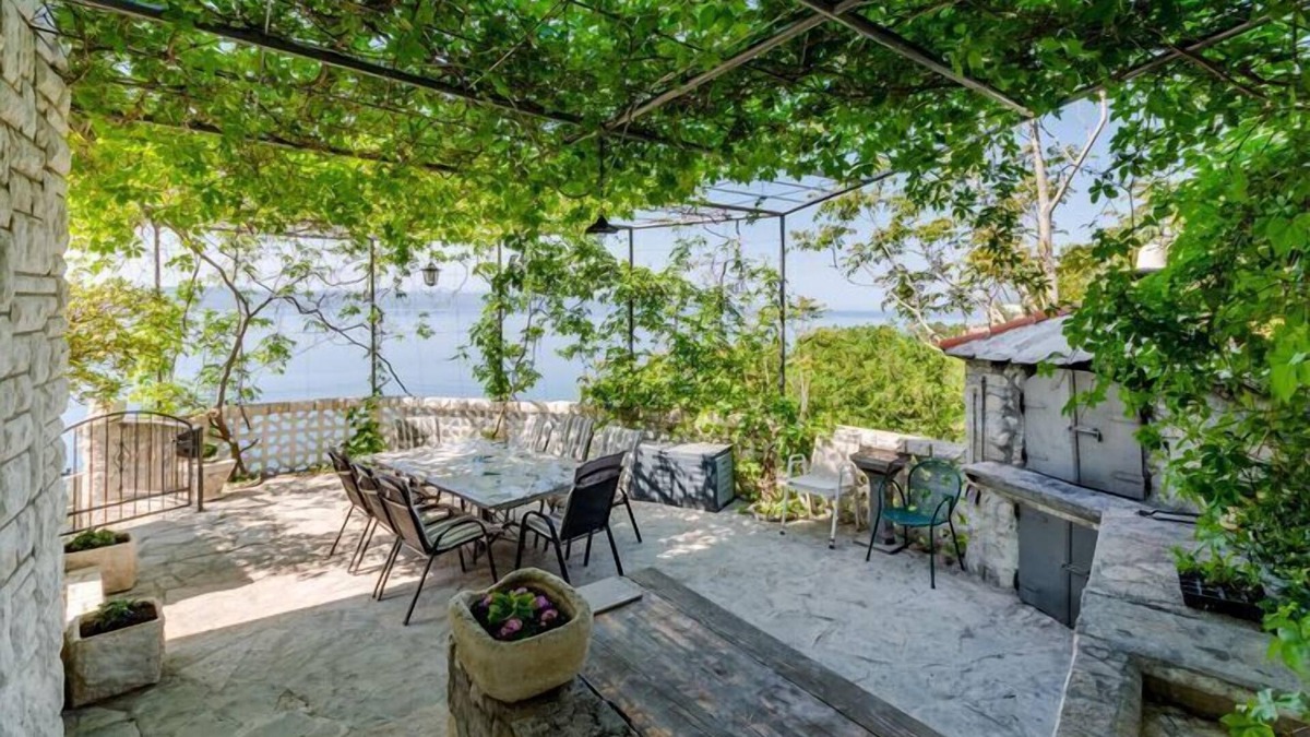Brela Apartment | Villa Kosa - Two Bedroom Apartment with Terrace and Sea View (A1 Prizemlje)