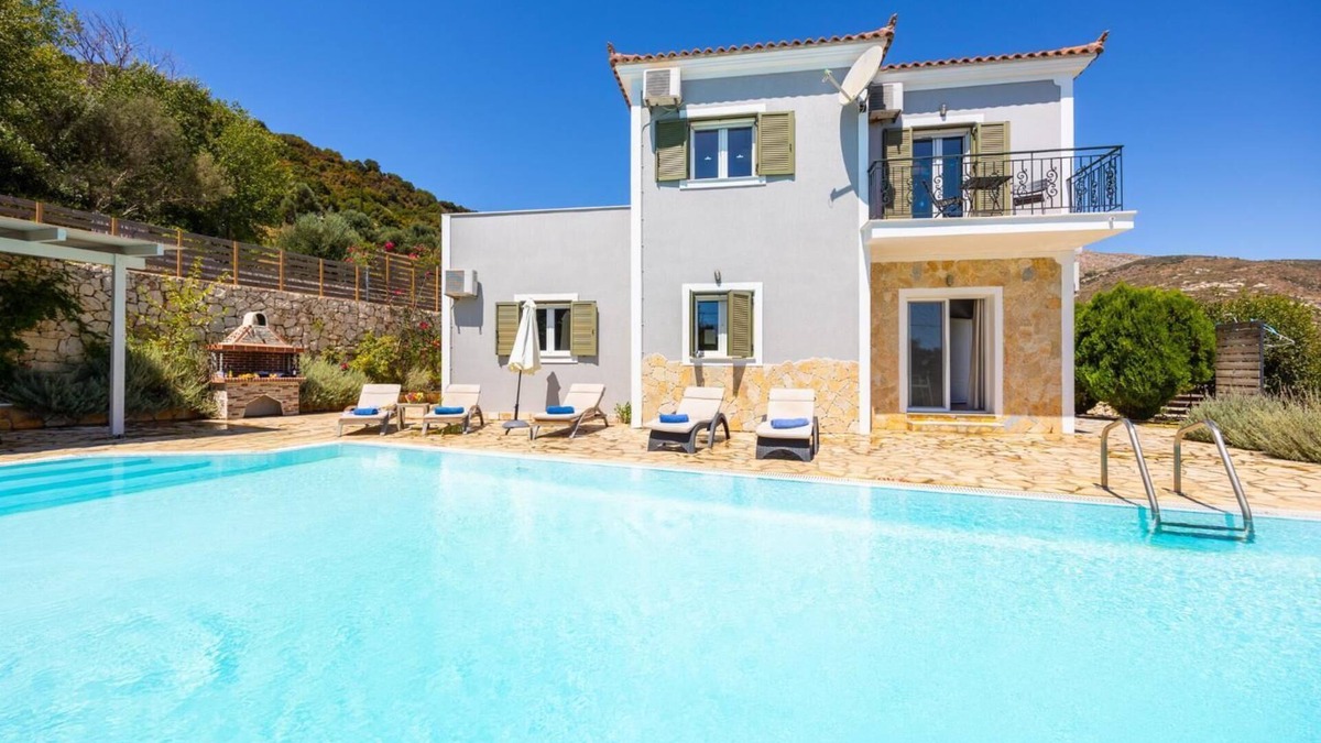 Kateleios Villa | Villa Kostis - Three Bedroom Villa, Sleeps 6