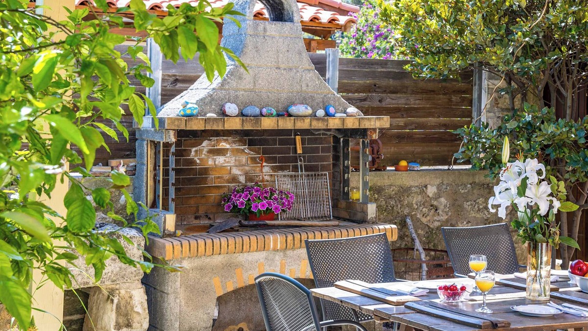 Champatha Villa | Villa Kourkoulios - Three Bedroom Villa, Sleeps 6