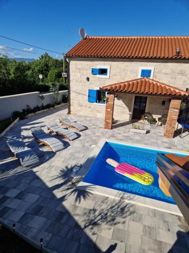 Gabonjin House | Villa Kristina