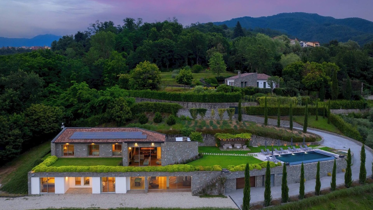 Bagnone Villa | Villa Krisztina 10, Emma Villas
