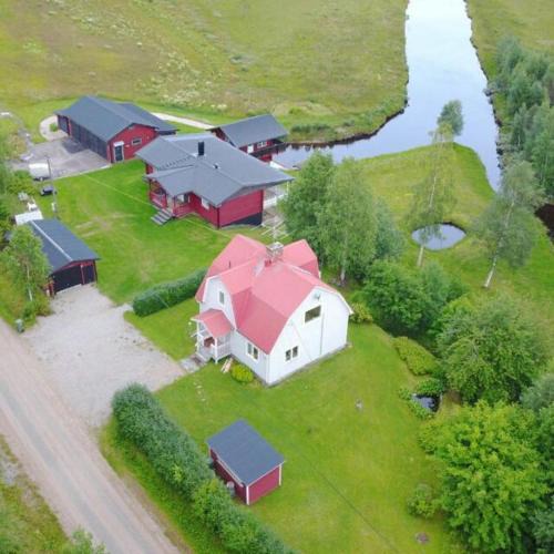 Ytterhogdal Villa | Villa Kuriosa SKOGSFEEN