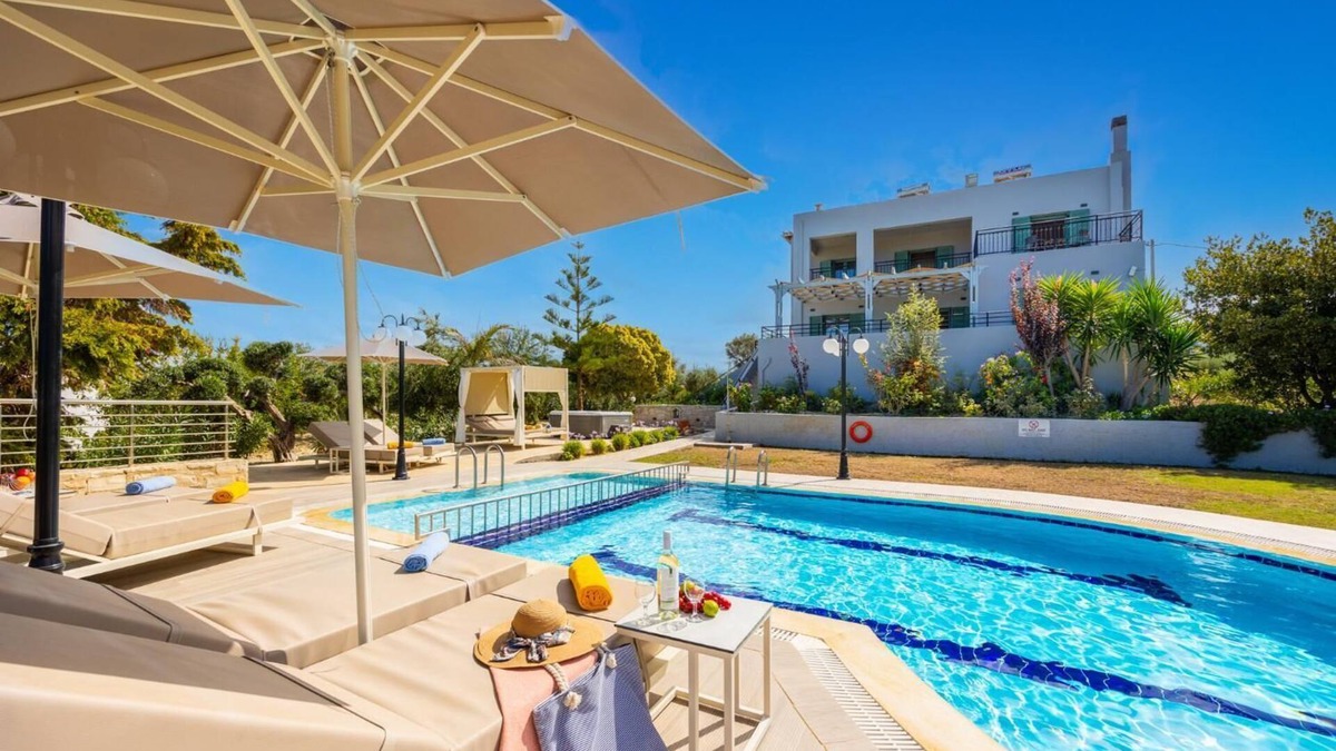 Kirianna Villa | Villa Kyveli - Five Bedroom Villa, Sleeps 9