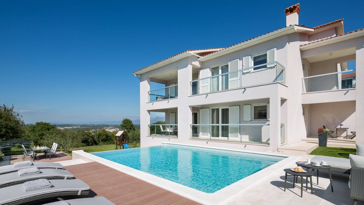 Kapelica Villa | Villa L - Villa with 2 separate units (ideal for 2 families) and private pool