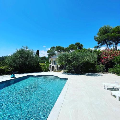 Le Collet Apartment | Villa La Carpenée