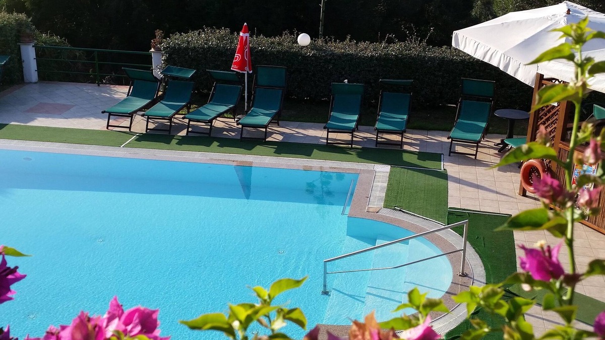 Santa Teresa di Gallura Villa | Villa La Liccia Misia :Comfort, hospitality and well-being for the whole family