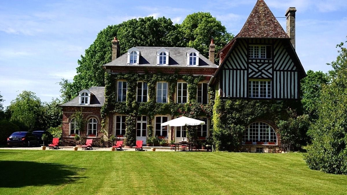 Calleville House | Villa La Pas Parisienne