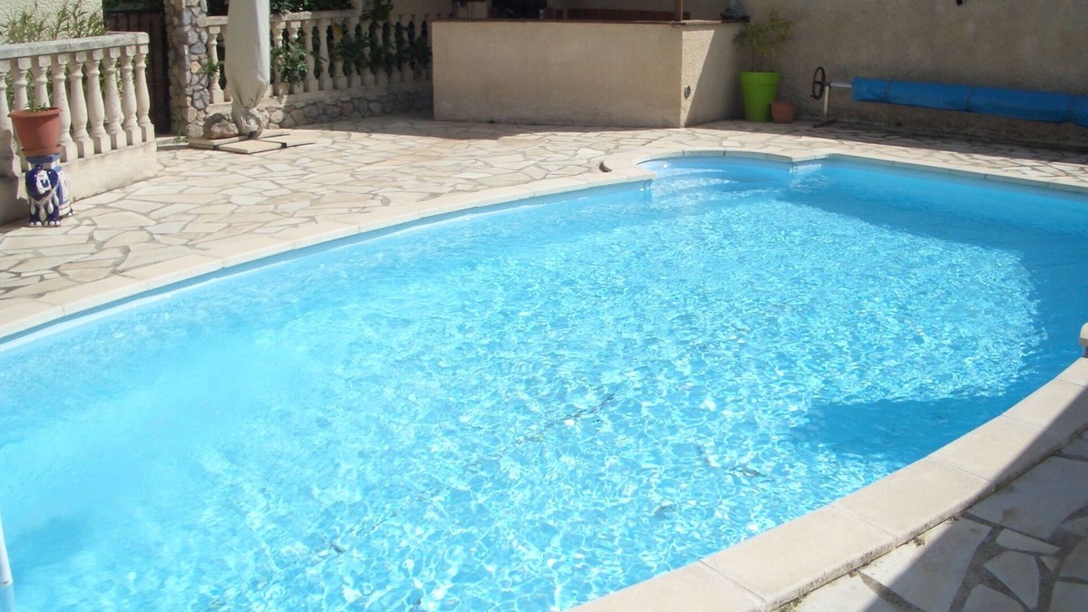 Poussan Villa | Villa La Peyriere.