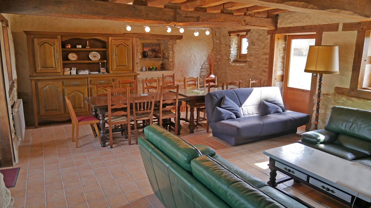 La Puye House | Villa La Puye, 4 bedrooms, 8 persons