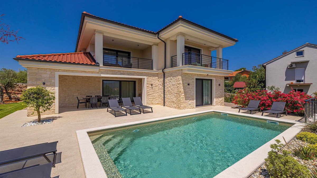 Kornic Villa | Villa LA RESIDENCE OLIVETTE with private pool and sauna