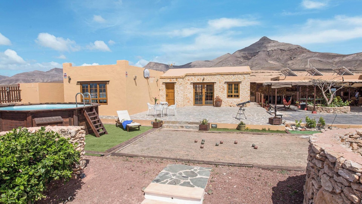 Tefia Villa | Villa "La Vista de Tefía" with Mountain View, Pool, Wi-Fi, Terrace & Garden