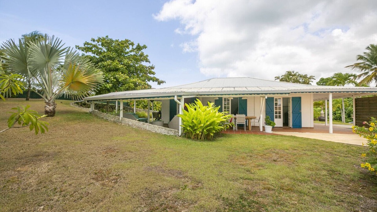 L'Houezel Villa | Villa Lalaland, family haven of peace
